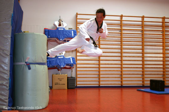 Training_Thuy_2005-09-04_104